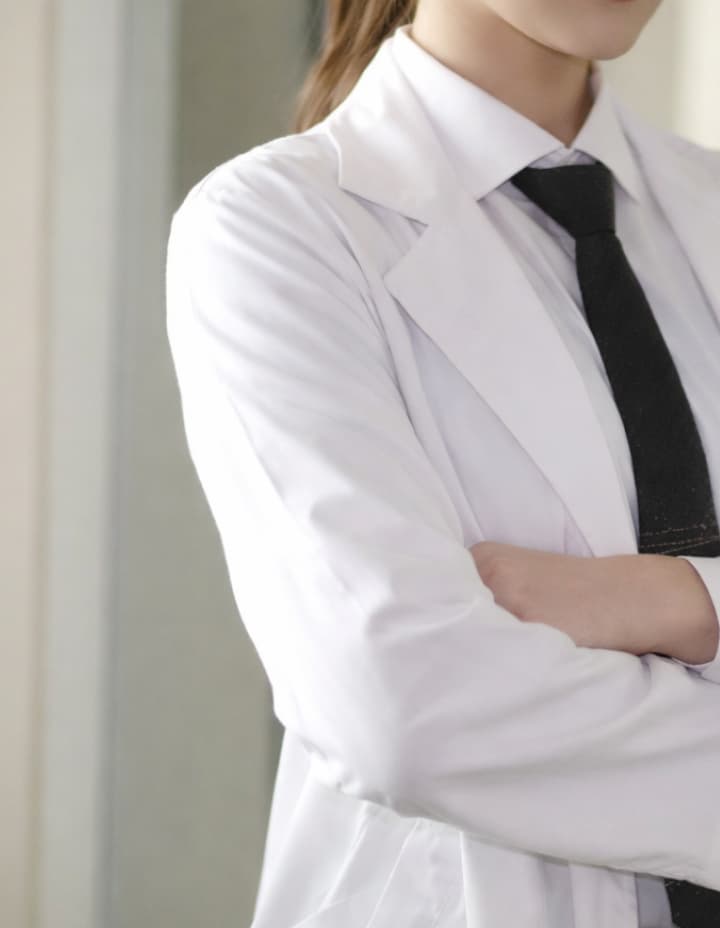 조현실